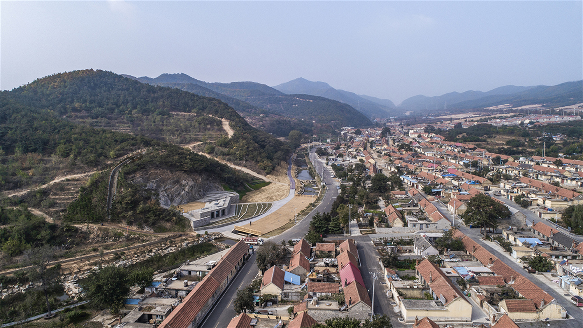 01-建筑與周邊村莊關系 Relationship between architecture and surrounding villages.jpg